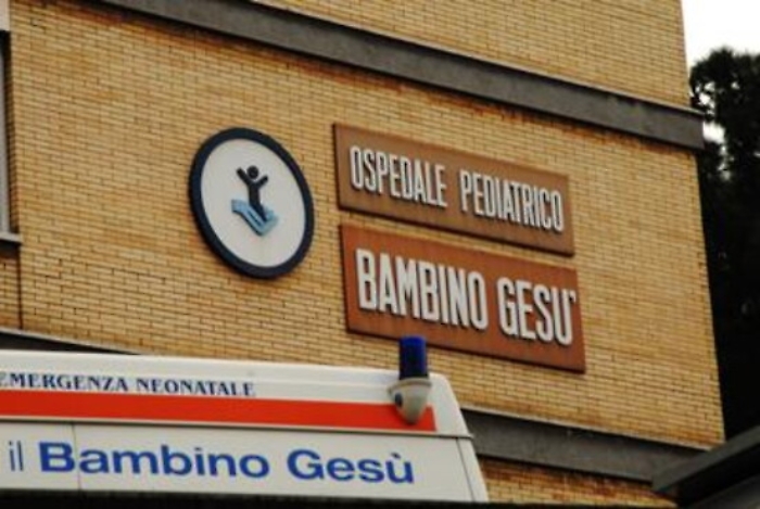 Pediatria: Bambino Ges&ugrave;, in rianimazione bimbo di 2 mesi arrivato da Londra