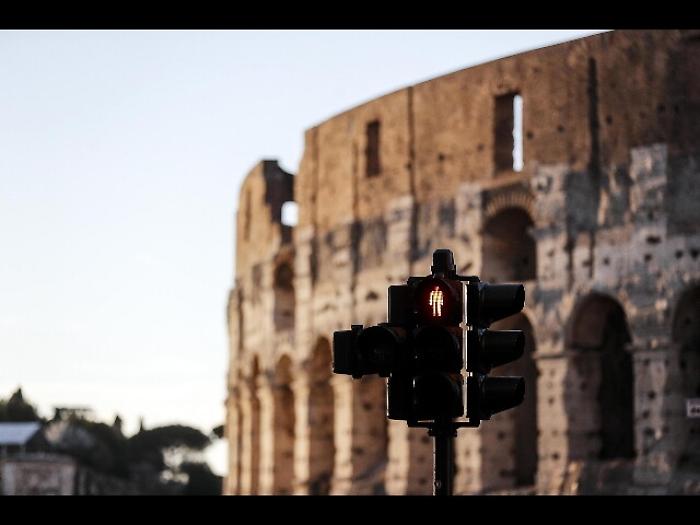 Colosseo, dal 1/11 biglietto a 16 euro