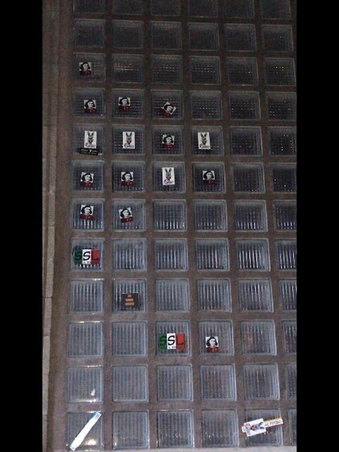 Adesivi Anna Frank: respinto ricorso