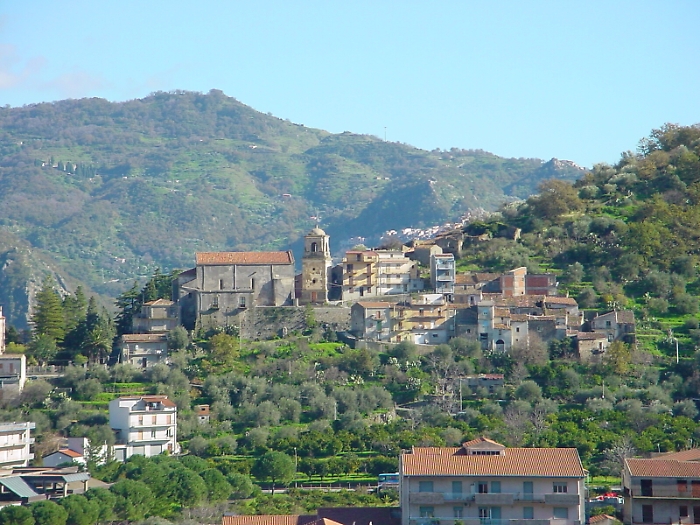 Francavilla, anziano si suicida e il fratello, sconvolto, si impicca