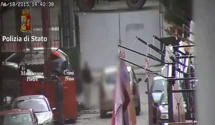 Adranon, arrestato anche un poliziotto: comprava droga dai clan