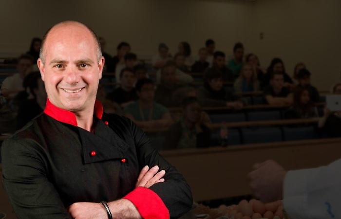 Lo chef palermitano Enzo Oliveri giudice alle Olimpiadi della cucina