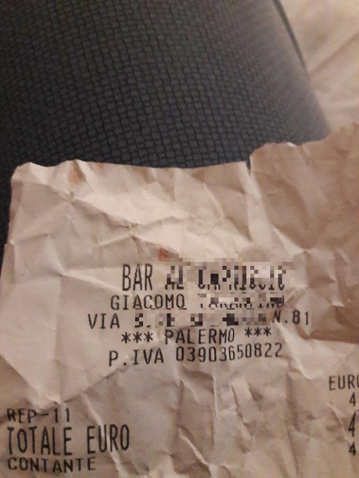 &laquo;Io, cacciato da un bar perch&eacute; nero&raquo;, la denuncia choc di Yacoub