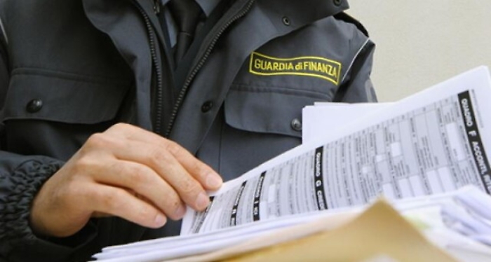 Gdf scopre danno erariale da 1,5 mln di &euro; all'Iacp di Caltanissetta