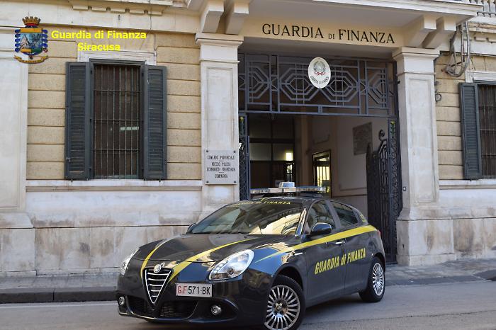 Separazione tra coniugi fittizia per evadere fisco: disposto sequestro di 900 mila&euro;