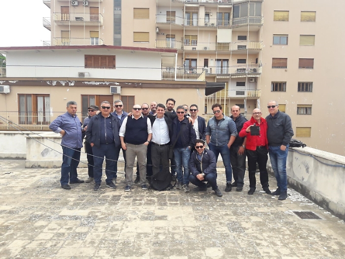 Quaranta lavoratori sul tetto dell'Esa a Catania