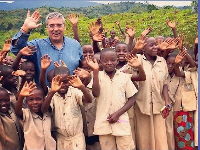 Tot&ograve; Cuffaro in Burundi: &laquo;Cos&igrave; la nostra onlus aiuta i pi&ugrave; poveri&raquo;