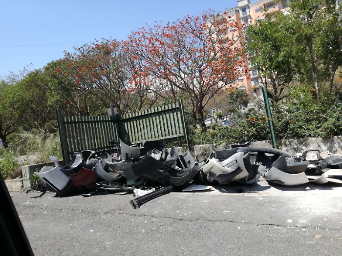 Catania, a San Giorgio un'area di smaltimento di pezzi di auto: a quando le telecamere?