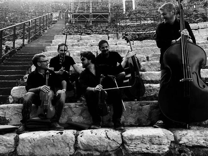 Tra musica e poesia, il "Grand Tour" del quintetto Sikelikos torna a Catania