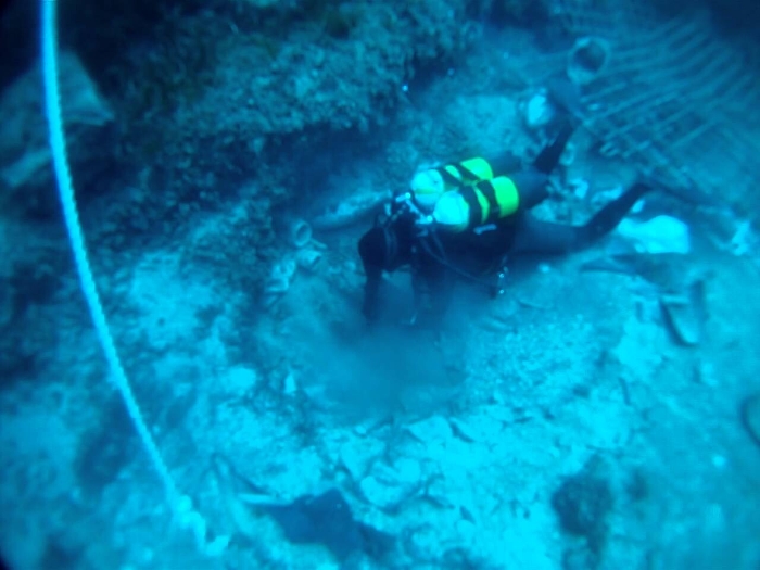 Sub trova reperti e una nave sui fondali del Ragusano