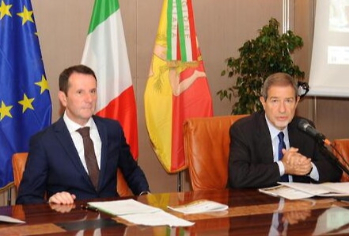 Sandro Pappalardo ha consegnato la lettera di dimissioni a Nello Musumeci