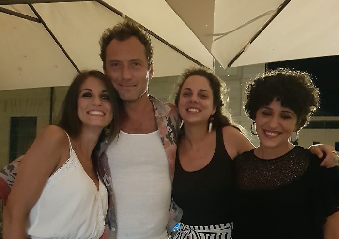 Siracusa, Jude Law a spasso tra i vicoli del centro storico