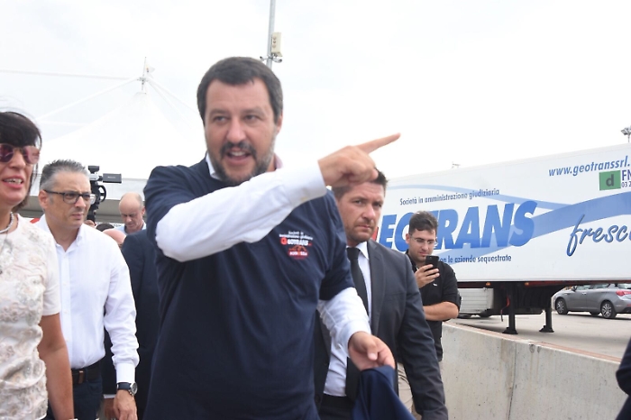 Salvini a Catania: &laquo;Aiuteremo questa citt&agrave; e cercheremo di essere concreti e veloci&raquo;