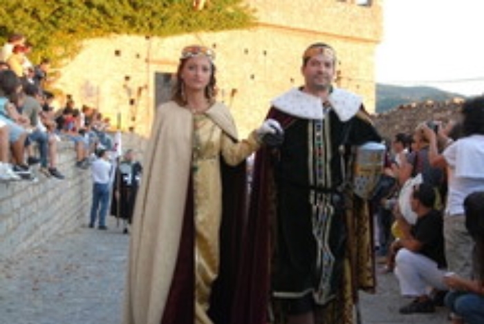 Montalbano Elicona, domenica corteo storico in ricordo di Re Federico 