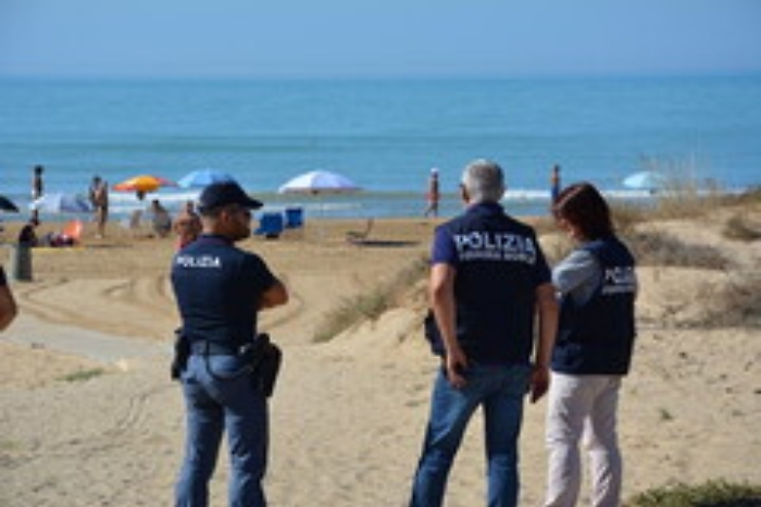 Droga nel litorale del commissario Montalbano: cinque arresti 