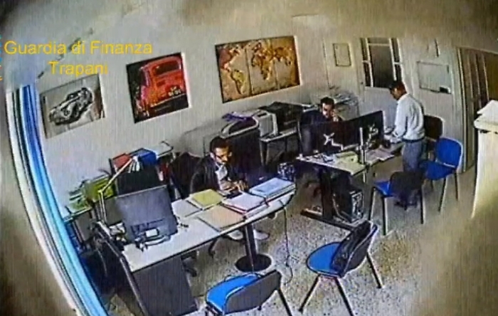 "Quanto vuoi per questo collaudo"? Quattro arresti per corruzione nel Trapanese