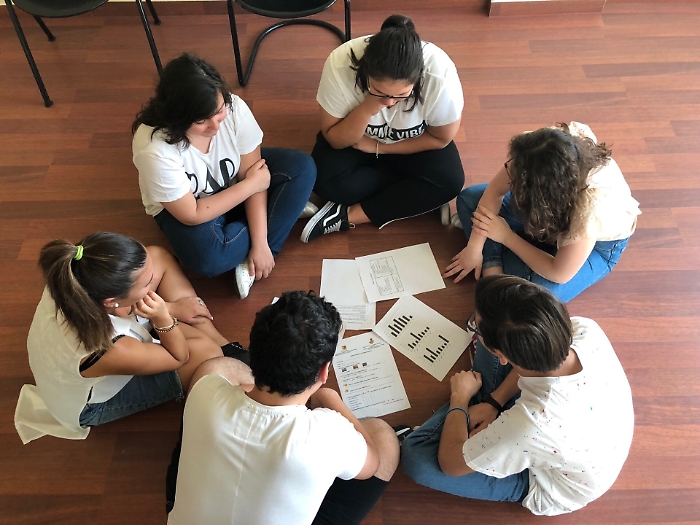 Catania, &laquo;i nostri figli sono al gelo&raquo;:  sul piede di guerra le mamme e i pap&agrave; degli studenti del "Turrisi Colonna"