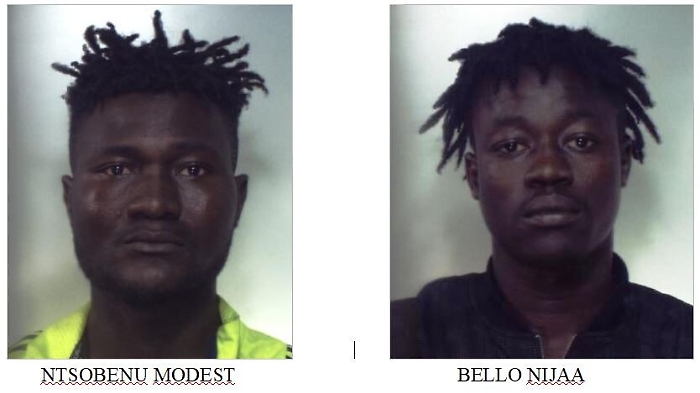 Due camerunensi ospiti del Cara arrestati per rapina a somalo