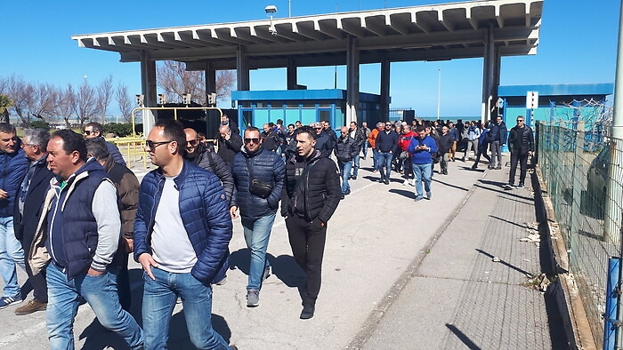 Arresto Ad Blutec, legali: &laquo;Sito siciliano resta al centro del progetto&raquo; Lavoratori preoccupati