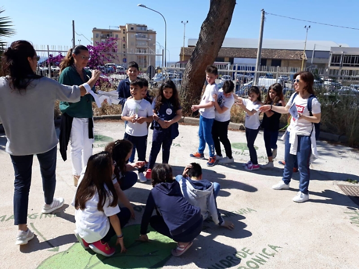 Tutti fuori per divertirsi e imparare giocando all'Ic "Esseneto"
