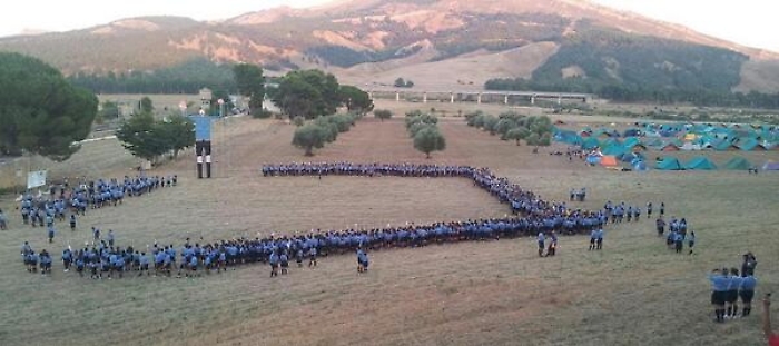 Caltanissetta, abusi su minore al campo scout: arrestato volontario Cri