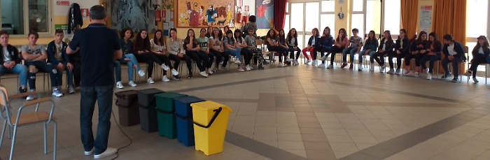 L'Iseda incontra gli studenti dell'Istituto &ldquo;Roncalli&rdquo; di Grotte