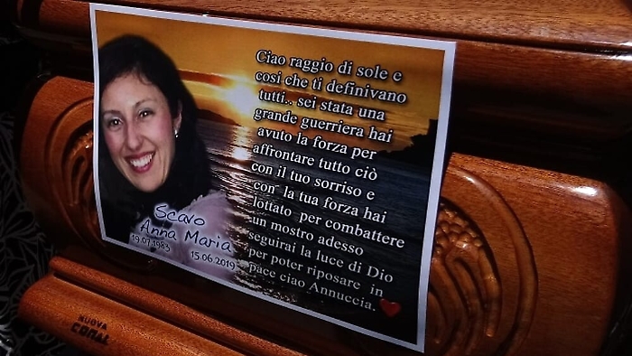 Uccisa dall'ex a Carini, celebrati i funerali di Anna Scavo