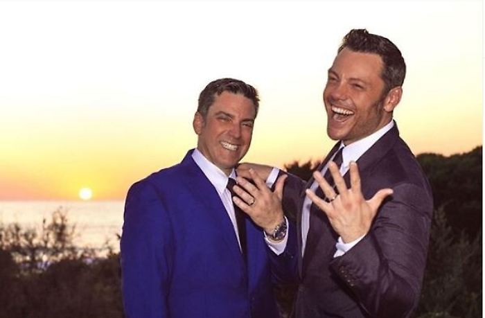 Tiziano ferro si &egrave; sposato con Victor Allen