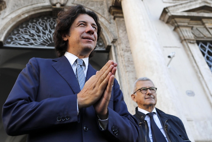 La Corte costituzionale ha deciso: &laquo;&Egrave; lecito l'aiuto per il suicidio assistito&raquo;