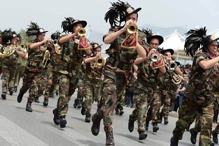 I bersaglieri invadono la Valle dei Templi