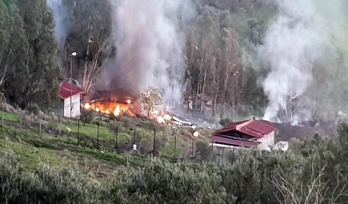 Strage nella fabbrica di fuochi, i lavori erano stati ordinati dalla Prefettura