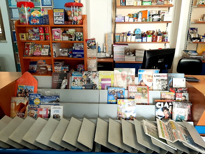 Lampedusa senza giornali, proteste del sindaco