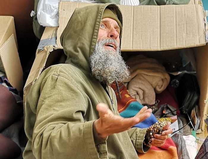 Palermo, dopo 40 giorni fratel Biagio Conte sospende il digiuno