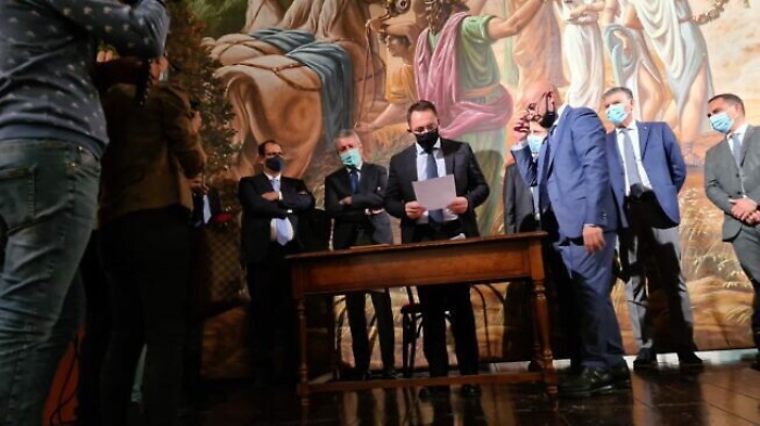 Agrigento, il neosindaco, Franco Miccich&eacute;, presenta la sua giunta