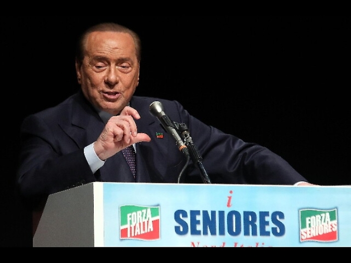 Def: Berlusconi, nel testo nuove tasse