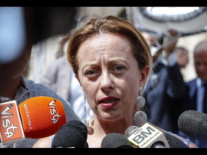 Migranti: Meloni, serve blocco navale