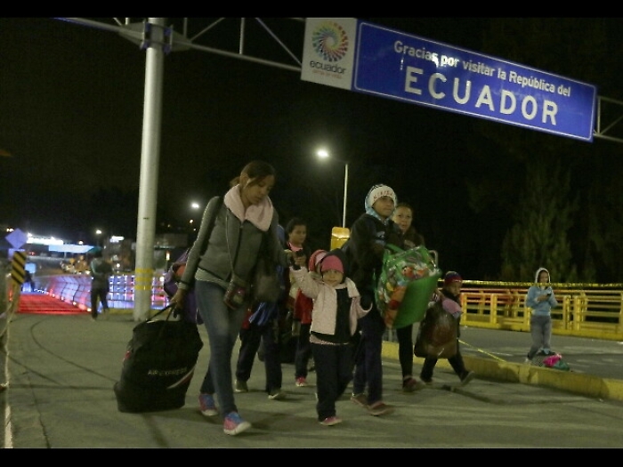 Ecuador,no passaporto minori venezuelani