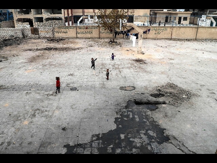 Siria: ong, 17 morti in raid governativi