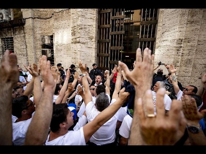 Whirlpool: 'Stato si far&agrave; rispettare'