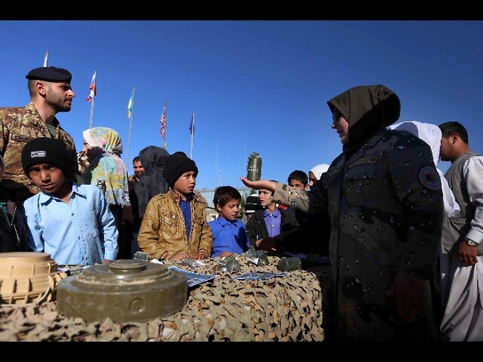 Afghanistan: attivata bomba inesplosa