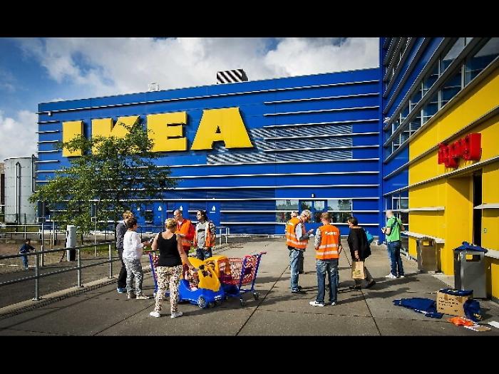 Licenziati 10 dipendenti Ikea Corsico
