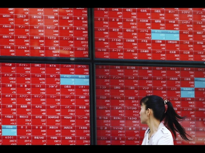 Borsa: listini asiatici positivi