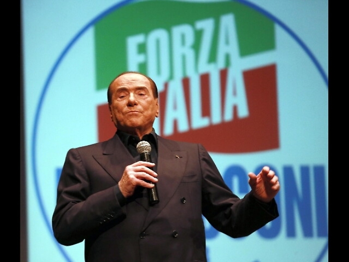 Berlusconi, Salvini non lascia c.destra