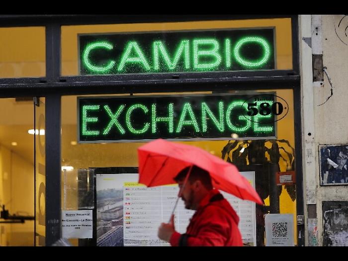 Cambi:euro parte stabile a 1,1512