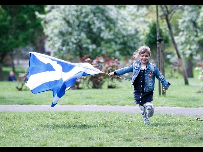 Scozia vieta per legge schiaffi a figli