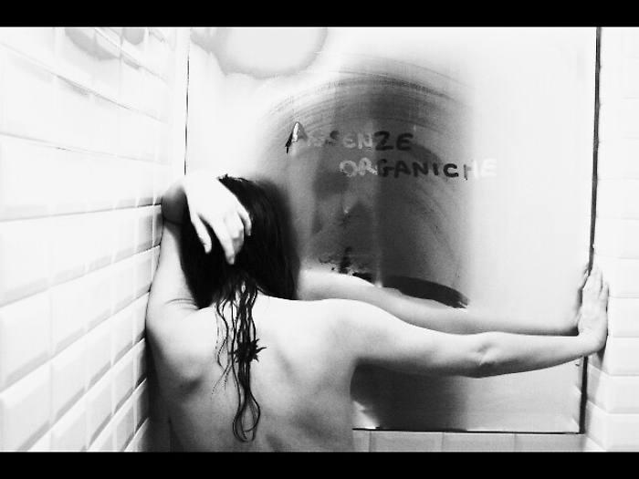 A Milano la mostra di Romina Power