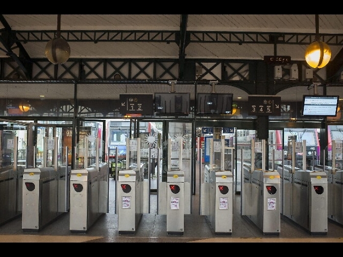 Sindaca Parigi pensa a trasporti gratis