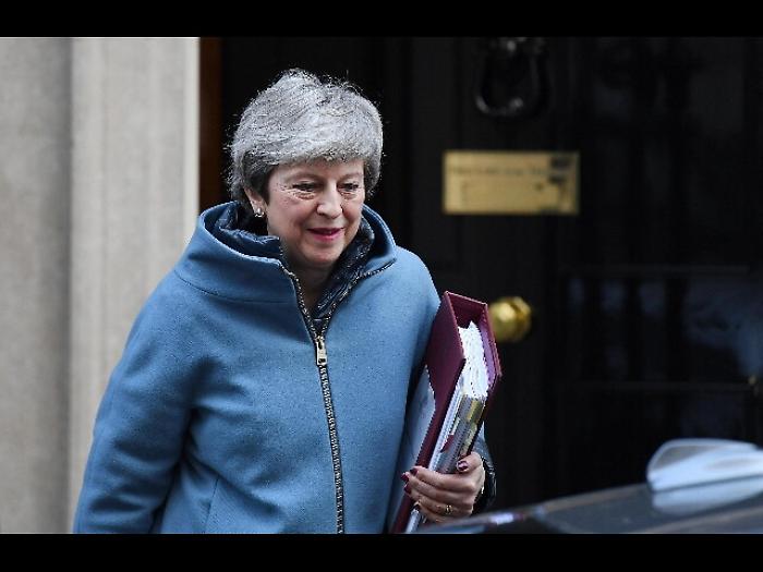 Brexit: May apre a ipotesi rinvio