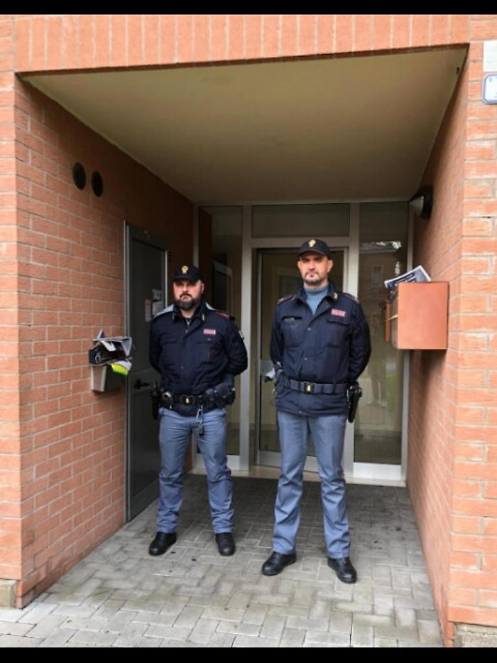 Cadavere in sacco, indagata convivente