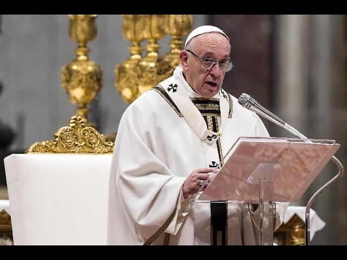 Papa, poveri gridano, nessuno li ascolta